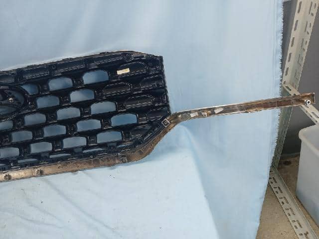 [Used]Radiator Grille HYUNDAI 2020 - BE FORWARD Auto Parts