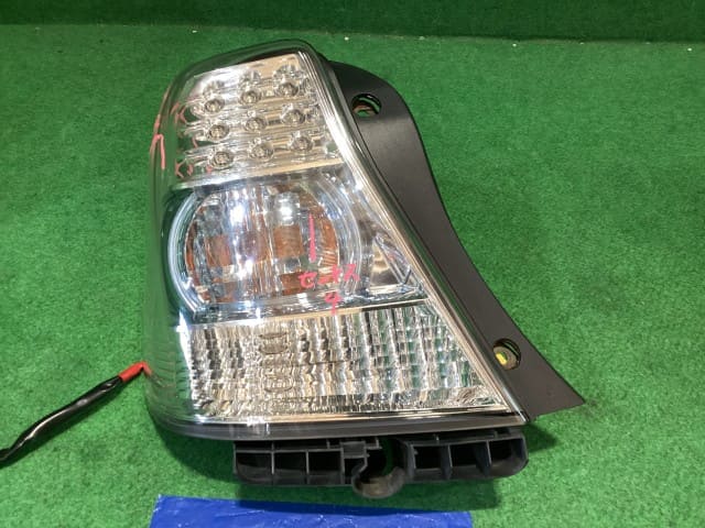 Used]Left Tail Light TOYOTA SAI 2012 DAA-AZK10 8156075010 - BE