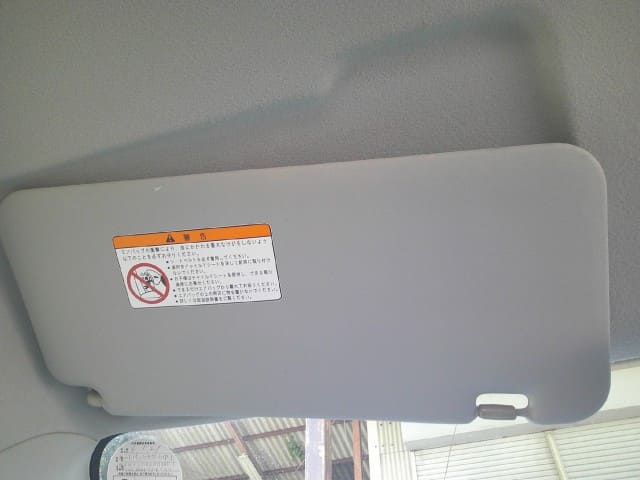 PA126848647_32b4c6.jpg