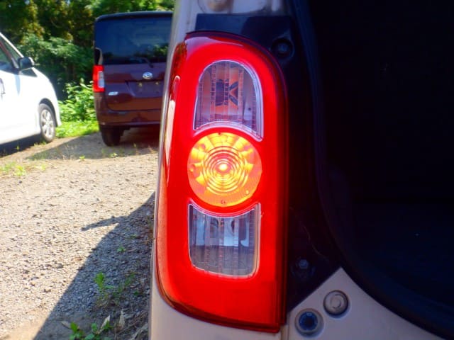 ◆Mira Cocoa 675S Left and Right Light Used]Left Tail Light DAIHATSU Mira cocoa 2010 DBA-L675S 81560B2300
