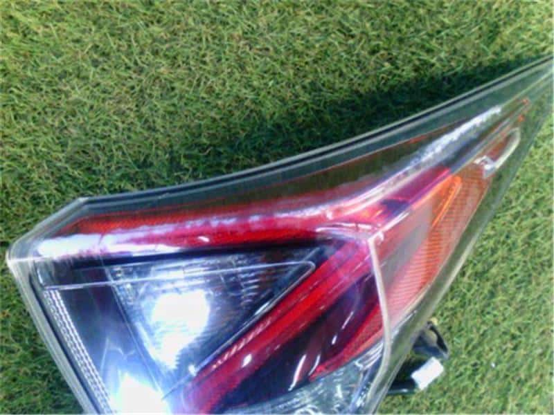 Used]Right Tail Light TOYOTA Prius 2018 DAA-ZVW50 - BE FORWARD