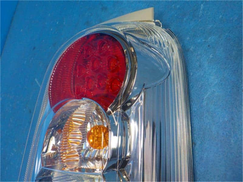 Used]Right Tail Light DAIHATSU Mira cocoa 2012 DBA-L675S