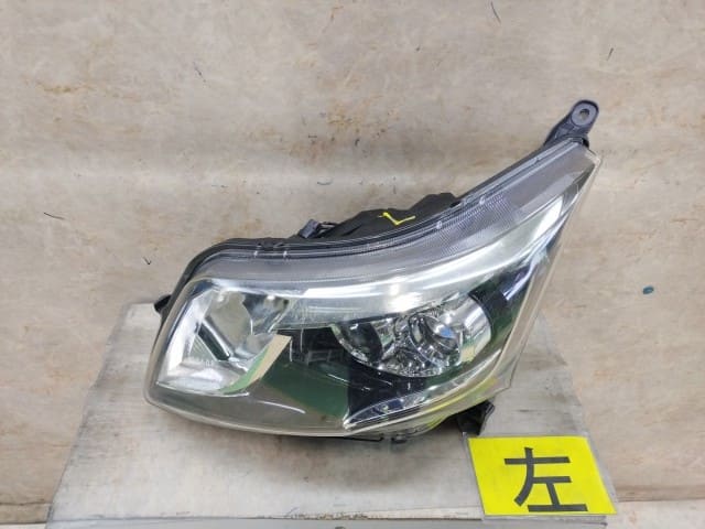 Used]Left Headlight DAIHATSU Move 2012 DBA-LA100S 81150B2740 - BE