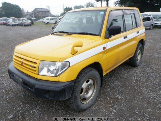 ゴーさん 2023 Toyota Land Cruiser LC300 ZX (4K Review) - Interior and