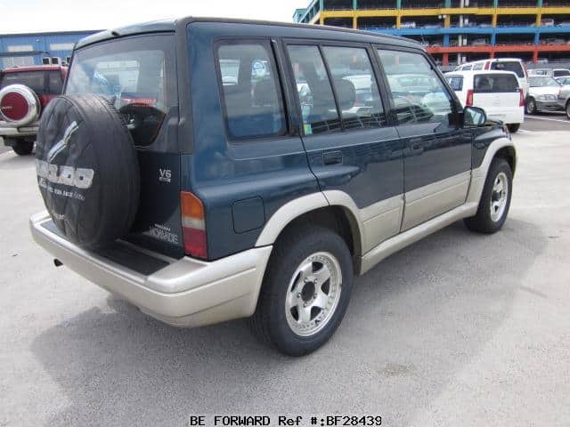 Suzuki escudo td11w