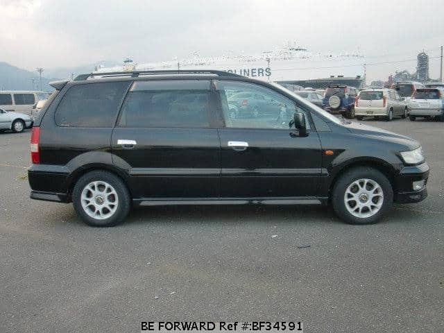 Used 2000 MITSUBISHI CHARIOT GRANDIS TA-N94W for Sale 