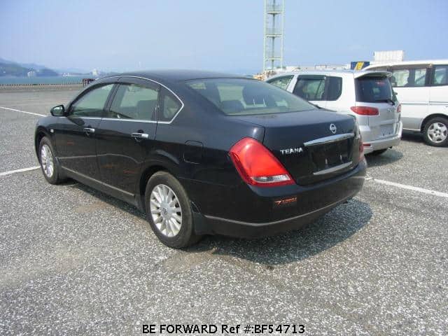 Nissan teana 230jm