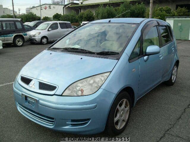 Mitsubishi colt 2003 года