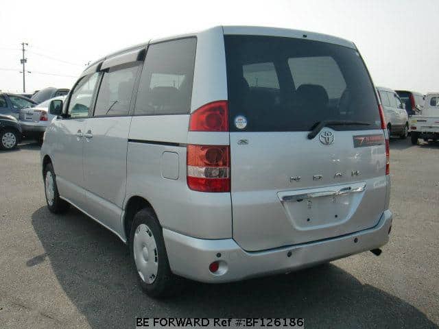 Used 2003 TOYOTA NOAH X-V/TA-AZR60G for Sale BF126186 - BE FORWARD
