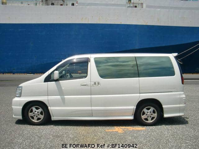 Nissan Elgrand 2000