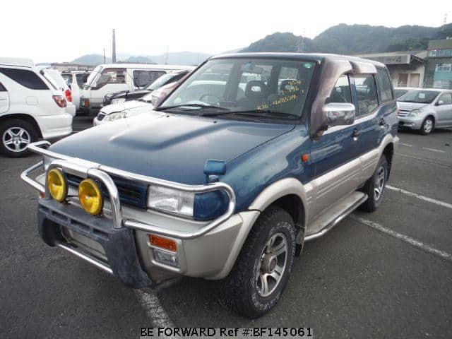 Nissan mistral r20