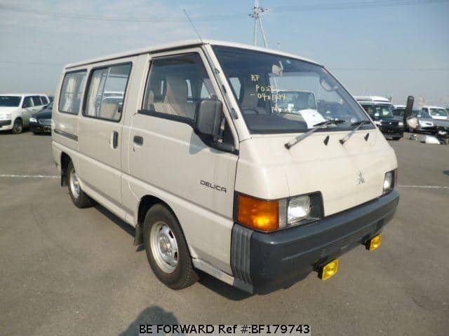 Mitsubishi Delica 1990