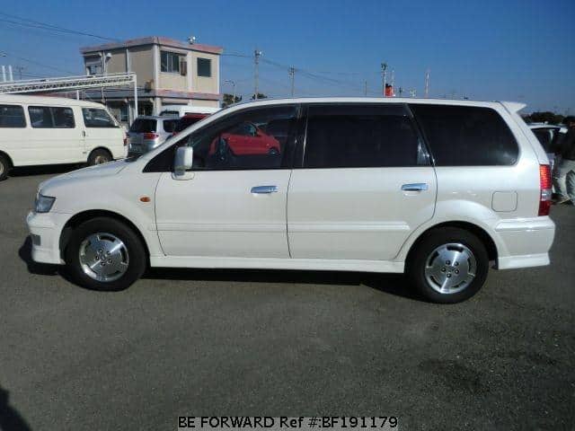 Used 2000 MITSUBISHI CHARIOT GRANDIS EXCEED TA-N84W for 