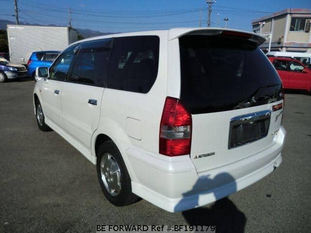 Used 2000 MITSUBISHI CHARIOT GRANDIS EXCEED TA-N84W for 