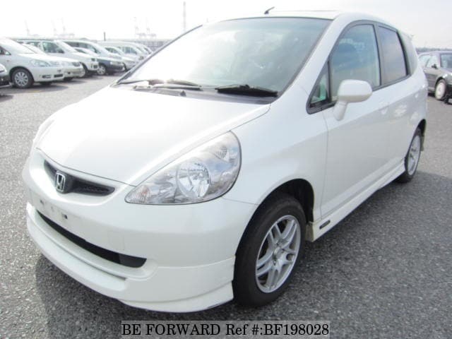 2002 HONDA FIT 1.5T/LA-GD4 du0027occasion BF198028 - BE FORWARD