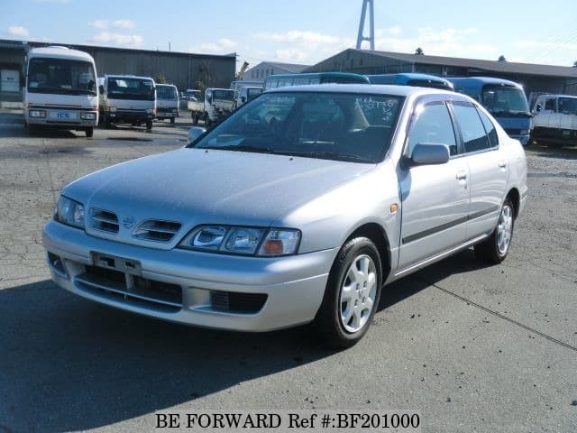 NISSAN Primera Camino