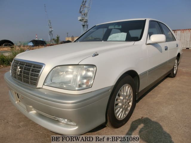 Toyota crown 2001 года