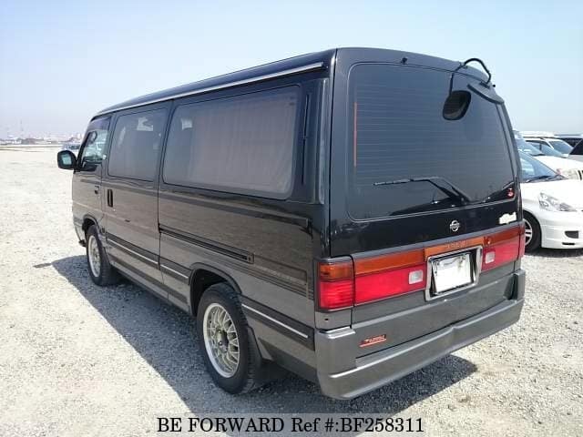 Nissan caravan e24
