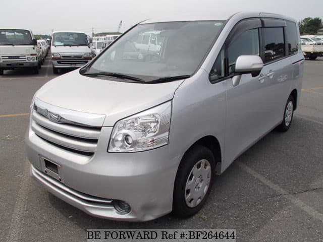 Toyota noah 2007