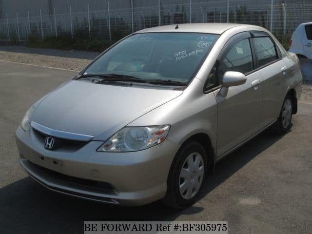 Авито б у хонда. Хонда фит Ария 2002. Хонда фит Ария. Honda Fit Aria gd8. Хонда фит Ария 2006 года 4wd.