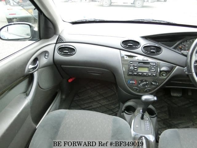 2002 ford focus se interior