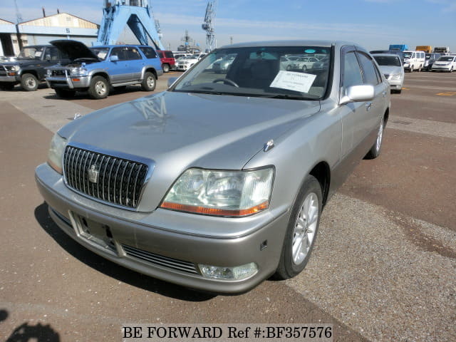 MAJESTA creme 日本製 Used 2002 TOYOTA CROWN MAJESTA C TYPE I-FOUR/GH-UZS173 for