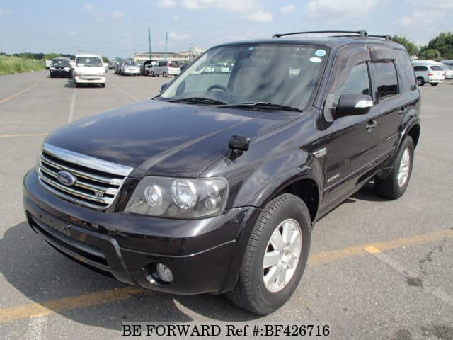 2006 Ford Escape XLT in Blue  Engine Stock Photo  Alamy