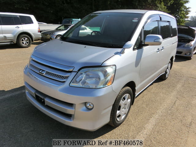 Toyota noah 2007