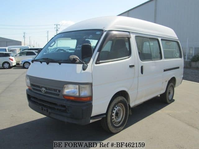 B forward toyota store hiace van