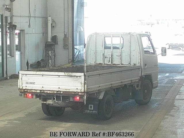 Isuzu elf nkr55e