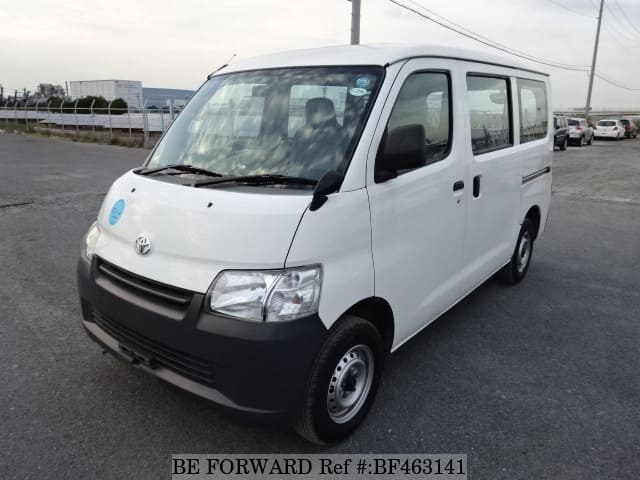 steel toe and slip resistant boots