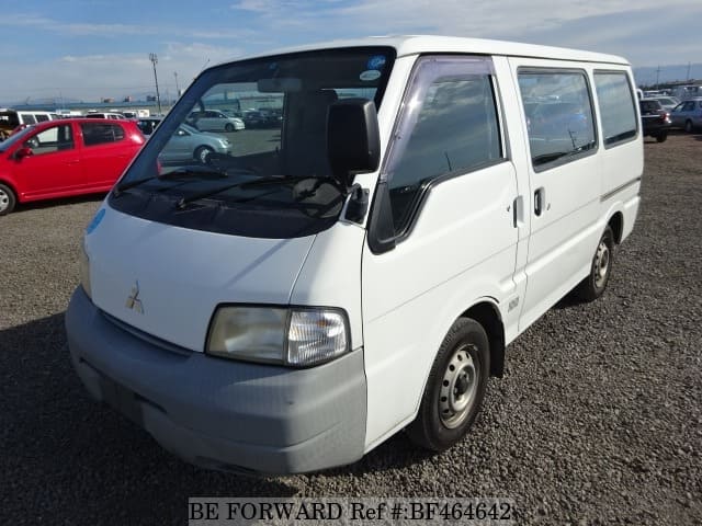Mitsubishi delica 2002