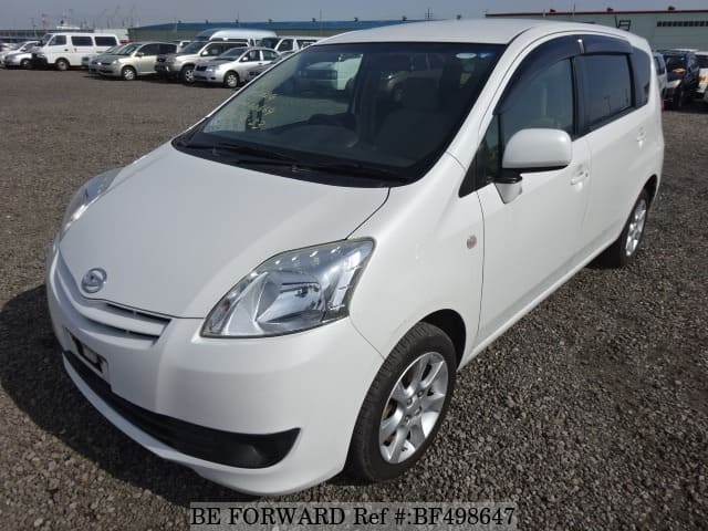Daihatsu boon luminas