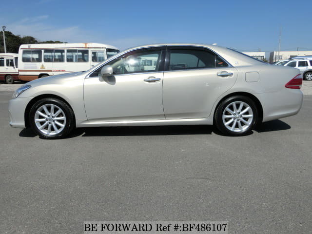 アオシマ　VLINE GRS202 CROWN  Saloon アオシマ VLINE GRS202 CROWN Saloon アオシマ VLINE GRS202