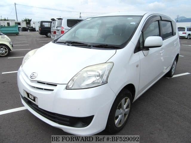 Daihatsu boon luminas