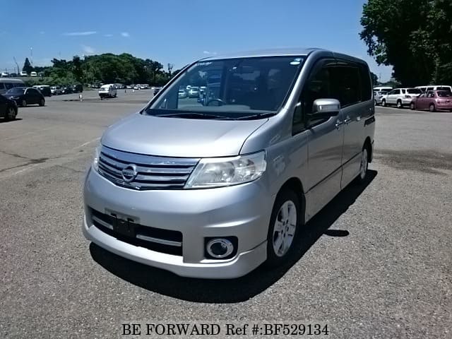 nissan serena urban selection