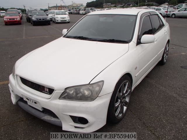 Toyota altezza 2003
