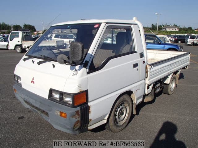 Mitsubishi delica truck