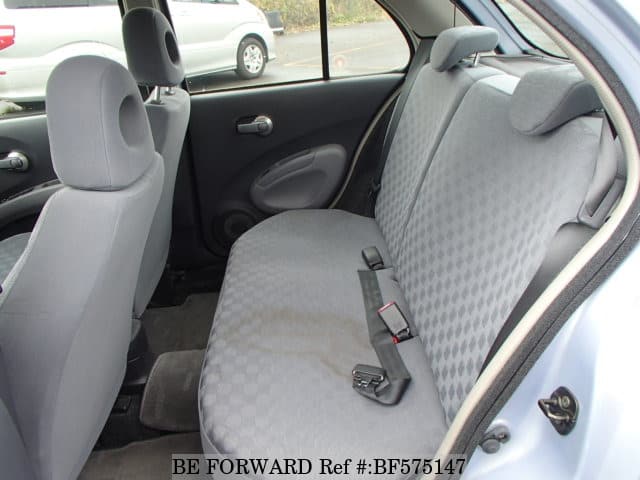 Download Nissan March 2003 Owners Manual