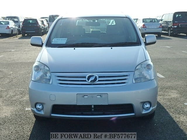 Toyota raum 2007