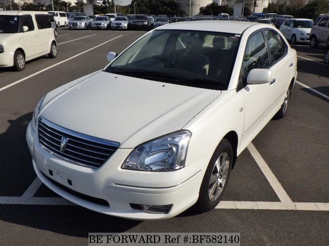 Toyota premio 2004