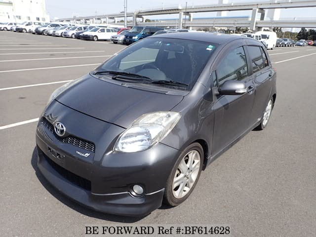 Toyota vitz 2008 год