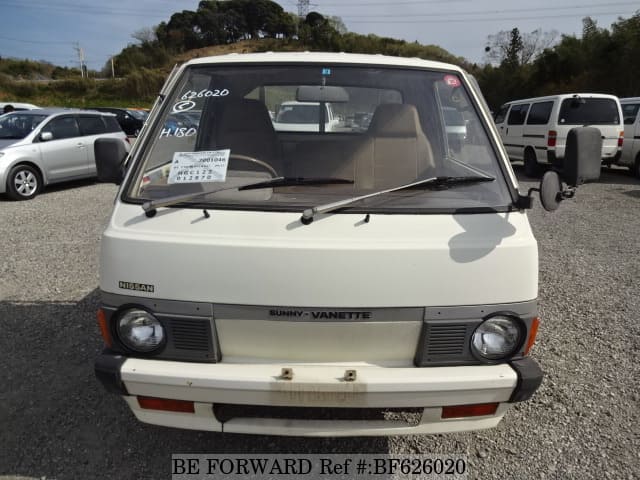 Nissan vanette 1985