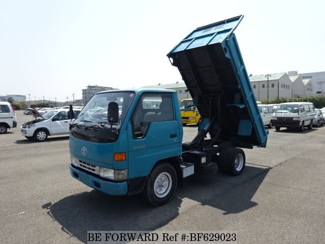 TOYOTA Dyna Truck