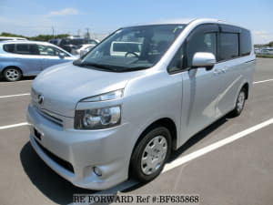 Used 2010 TOYOTA VOXY BF635868 for Sale