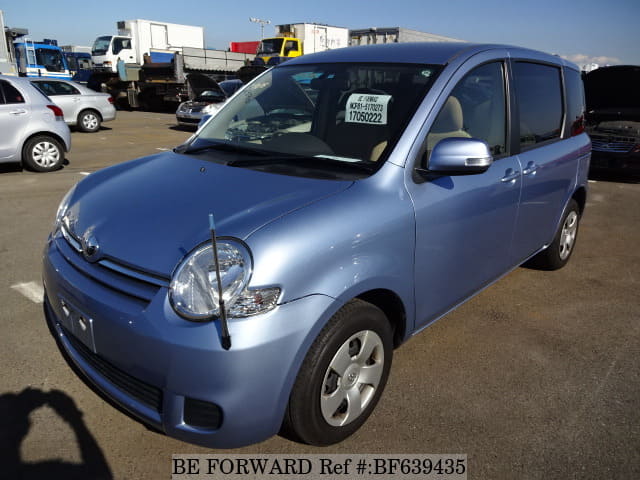 Toyota sienta 2012