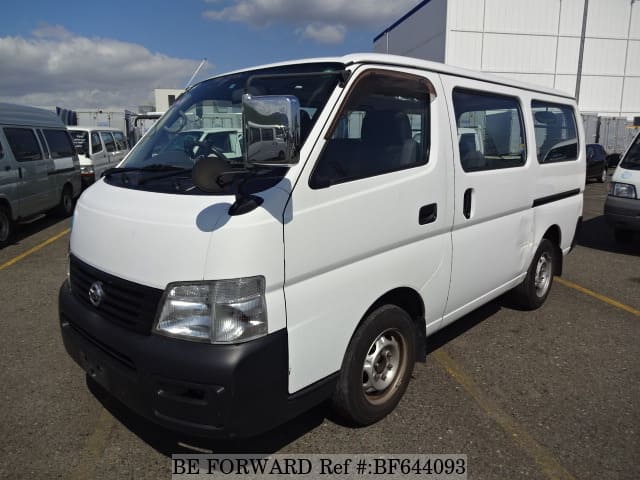 Nissan caravan 2003