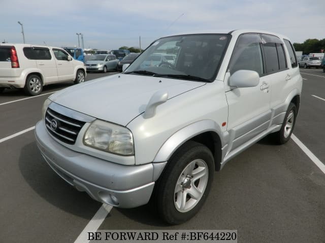 Suzuki escudo tl52w
