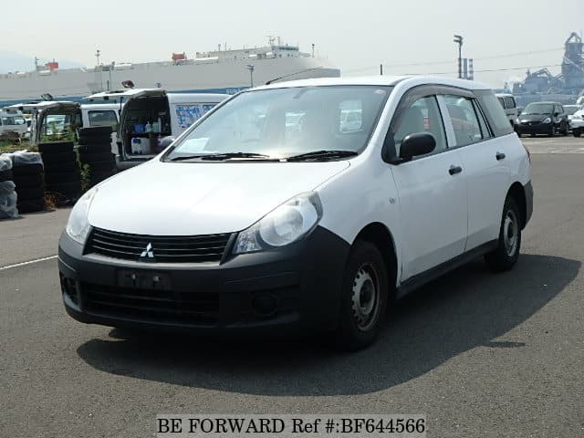 Mitsubishi lancer cargo