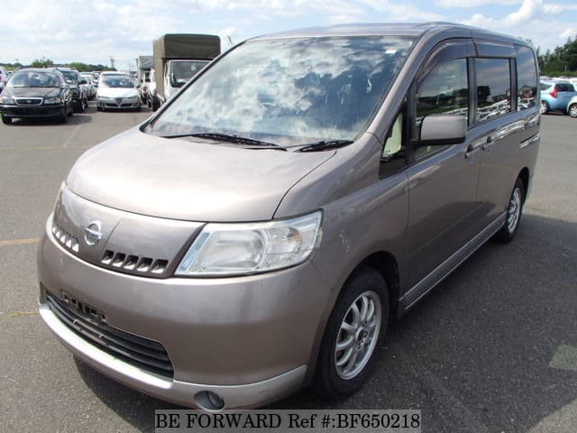 Nissan serena 2007